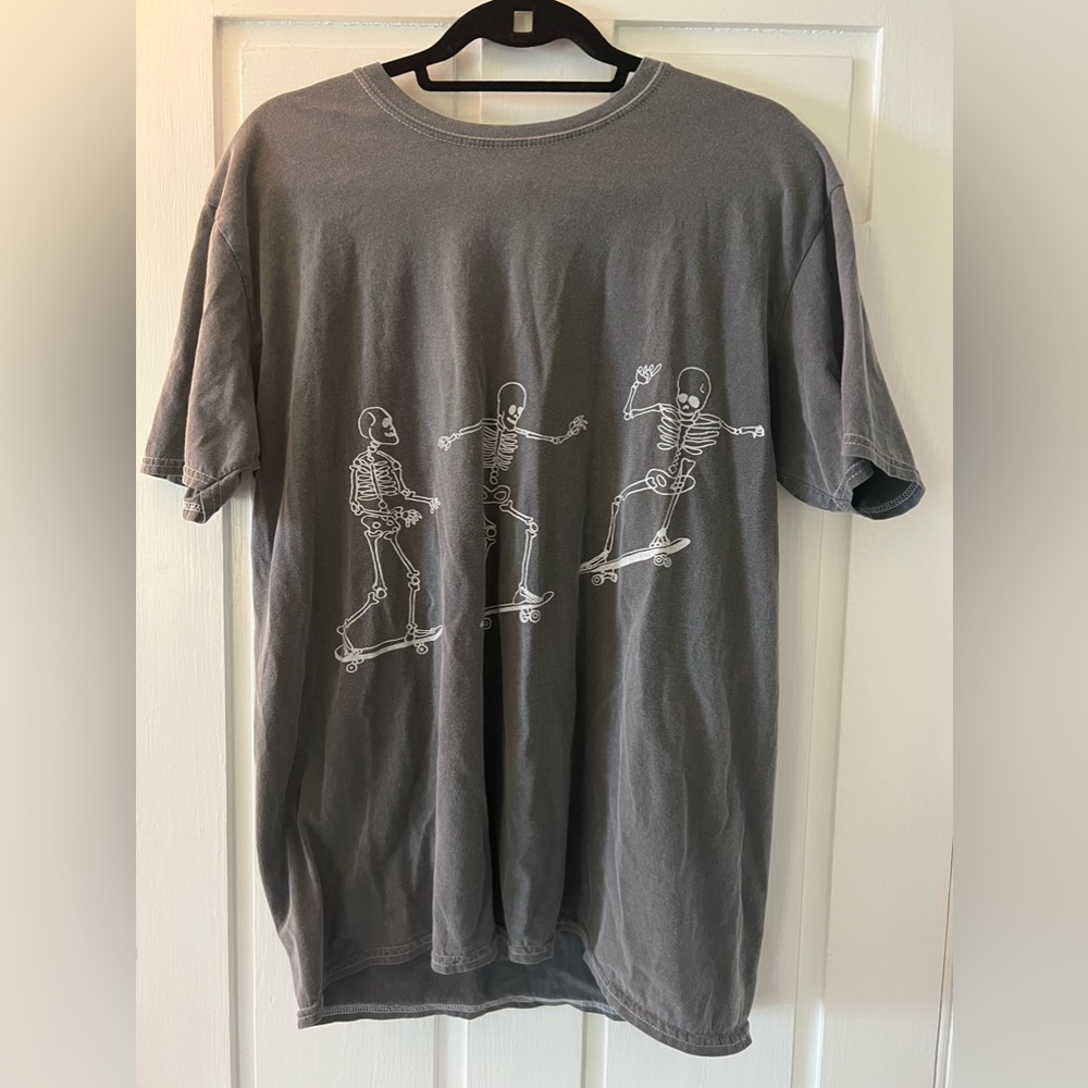 Urban Outfitters T Shirt - Oversized (OS)